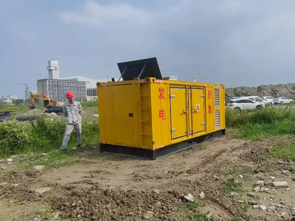 梅县200KW柴油发电机机组每小时的油耗量受哪些因素影响?