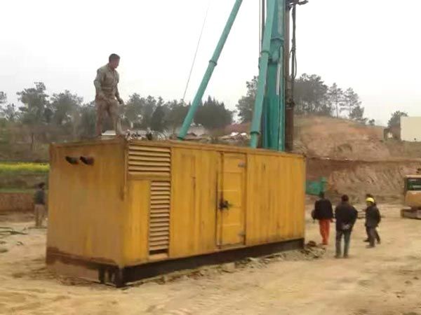 梅县如何判断水冷式机油散热器密封件是否需要更换？